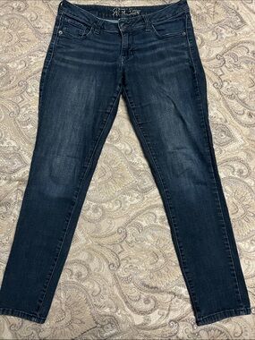 Old Navy Dark blue Rock Star Skinny Jeans, Excellent used condition, size 8